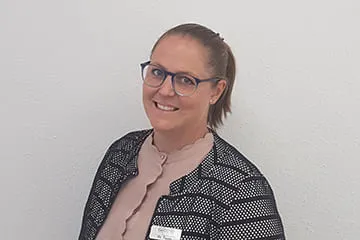 Hörakustikerin Ricarda Keminer